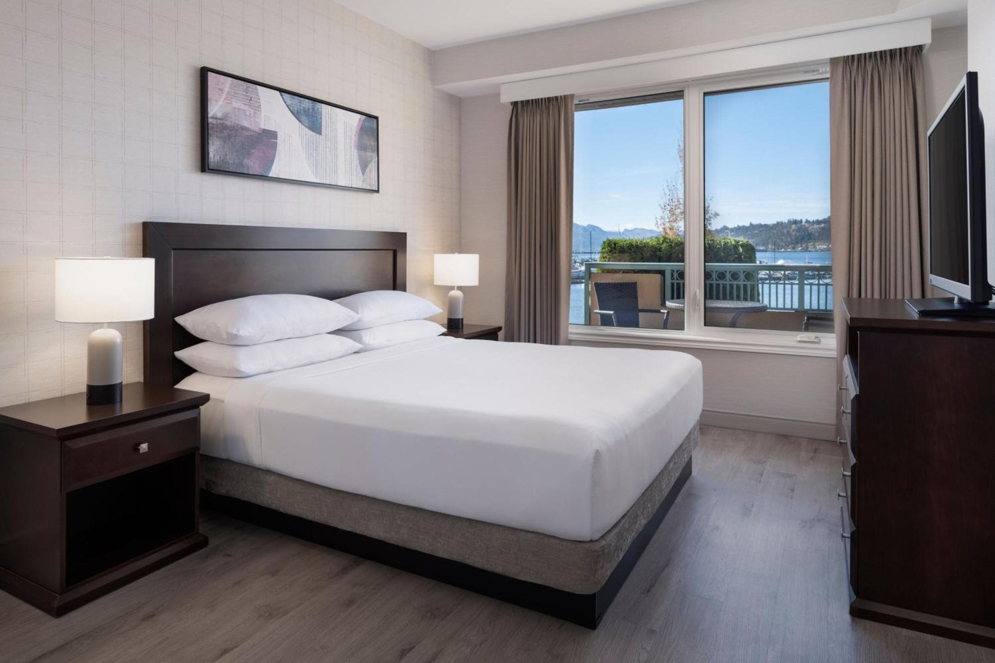 Three-Bedroom Residence Lakeview Whirlpool